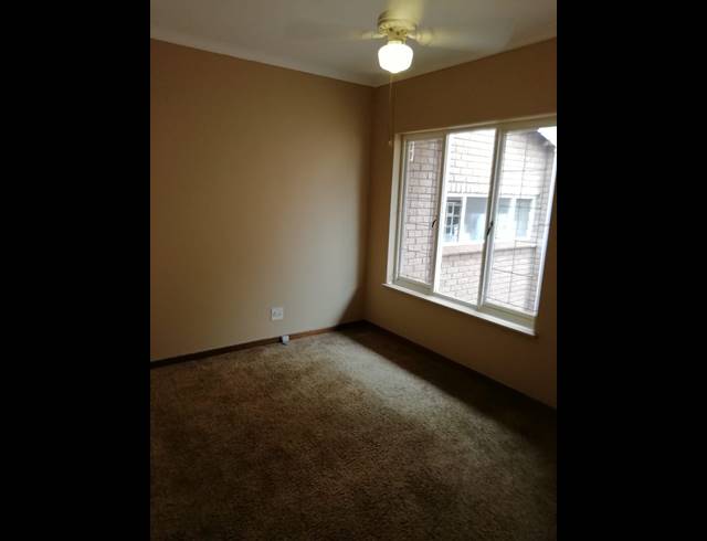 2 BEDROOM DUPLEX RENTED IN ESSENWOOD